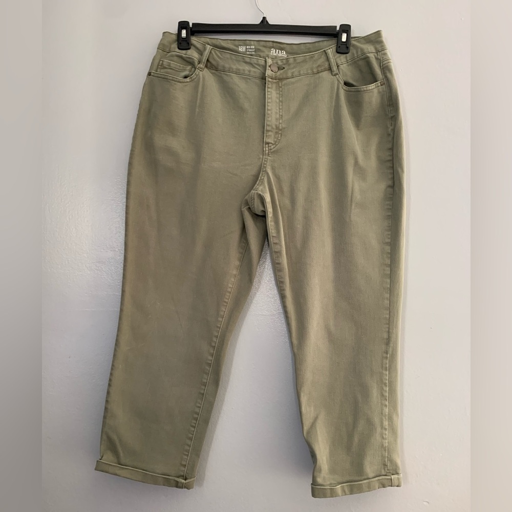 A.N.A. Light Olive Green Mid-Rise Straight Leg Pants